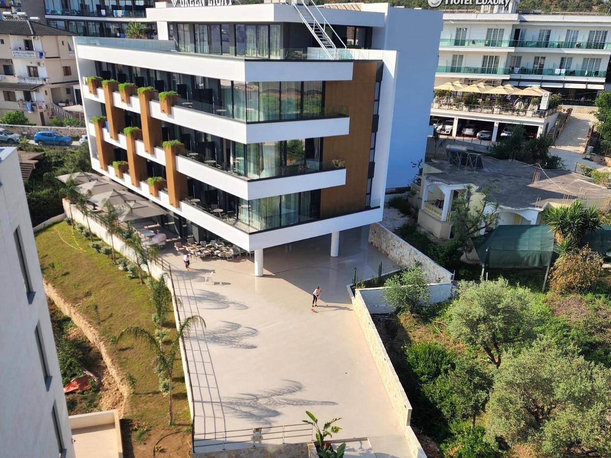 Green Light Hotel in Ksamil, Vlorë