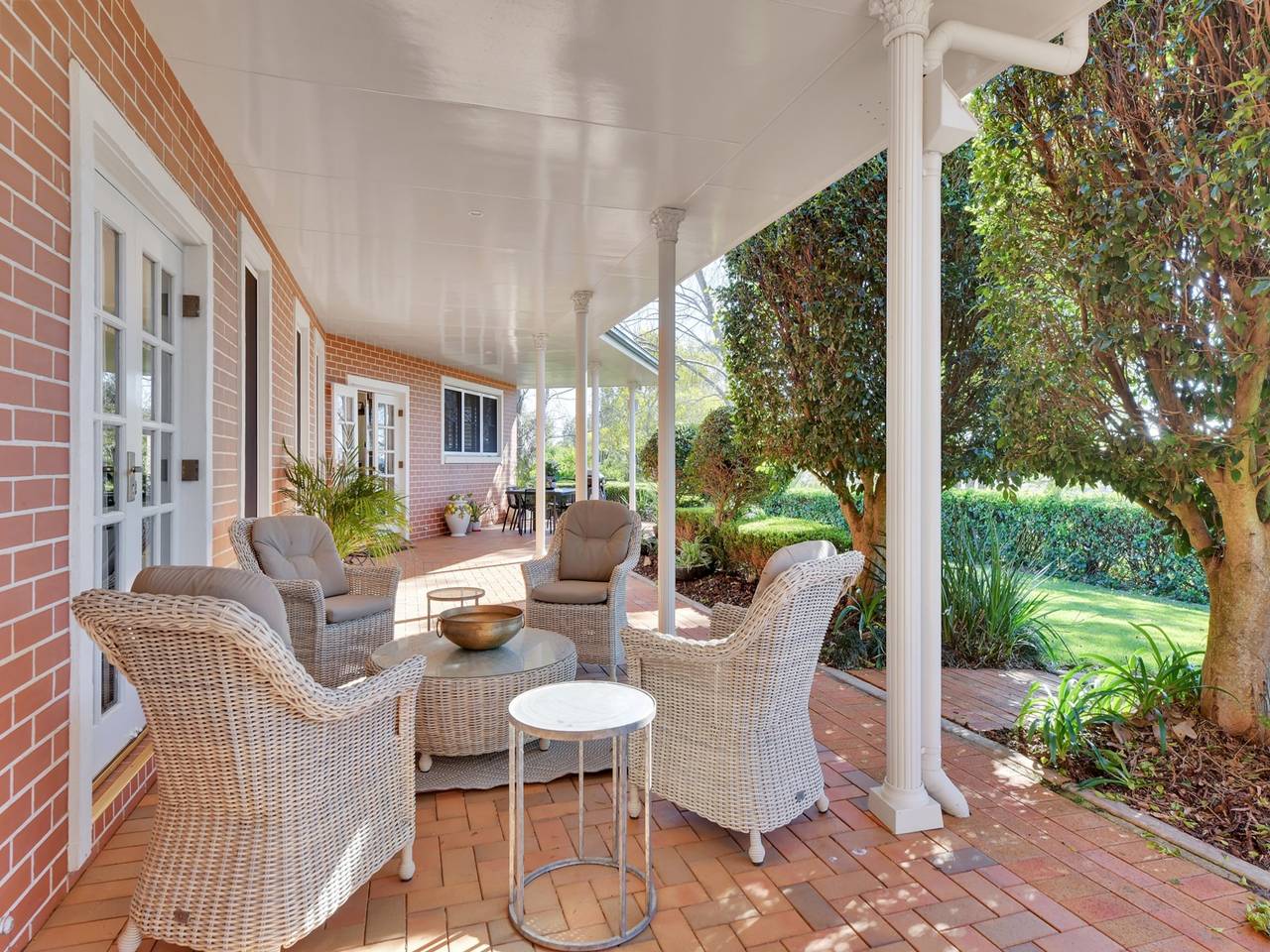 Entire apartment, Expansive Toowoomba Retreat with Garden Bbq in Queensland