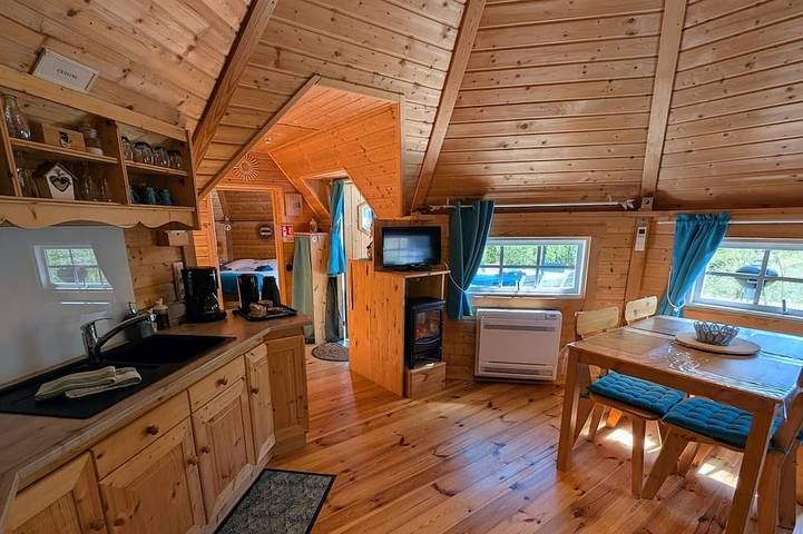 Gîte pour 14 personnes, avec jardin
