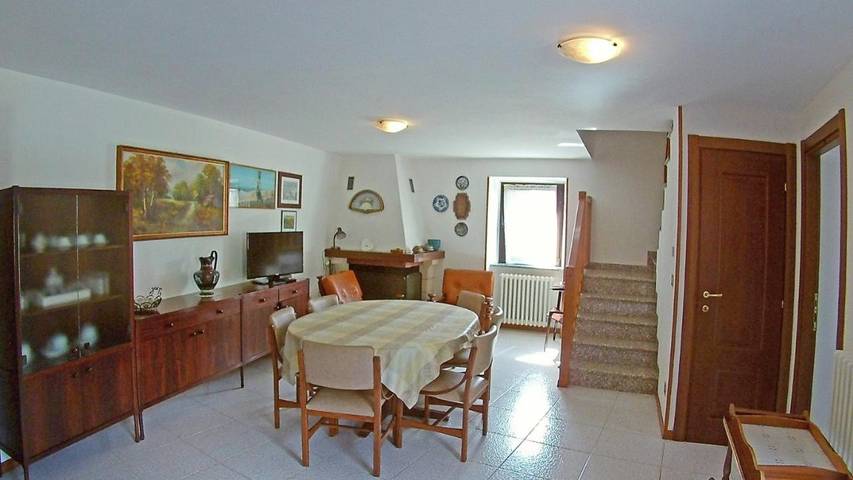 Ferienhaus für 5 Personen, mit Terrasse und Seeblick sowie Ausblick und Garten, mit Haustier in Tremosine - 4