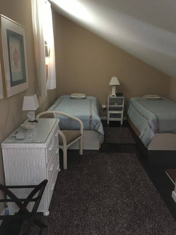 Vacation rental for 10 people, with yard and balcony in Brigantine (NJ)