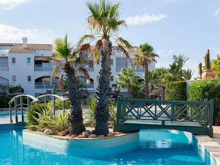 Entire apartment, Résidence Les Bulles de Mer Pierre & Vacances - Apartment 2 persons - Flat - 1 bedroom - Terrace - Sea view in Elne, Mediterranean Coast (France)