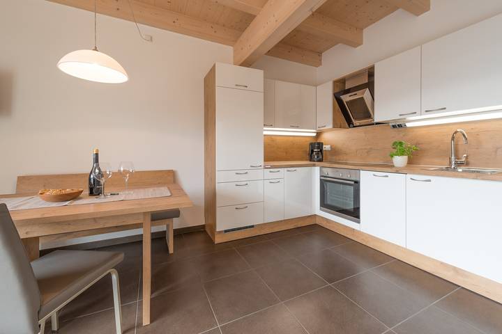 Ferienwohnung für 4 Personen, mit Garten und Seeblick am Kalterer See