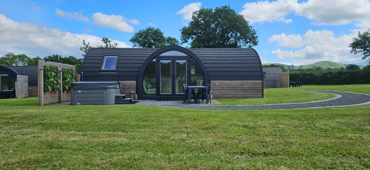 Eastridge Glamping in Shropshire Hills