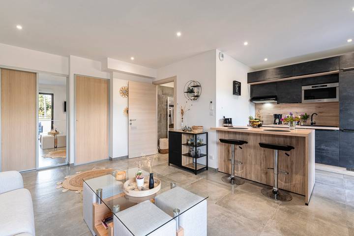 Gîte pour 2 personnes, avec terrasse dans Plage d'Agosta - 3