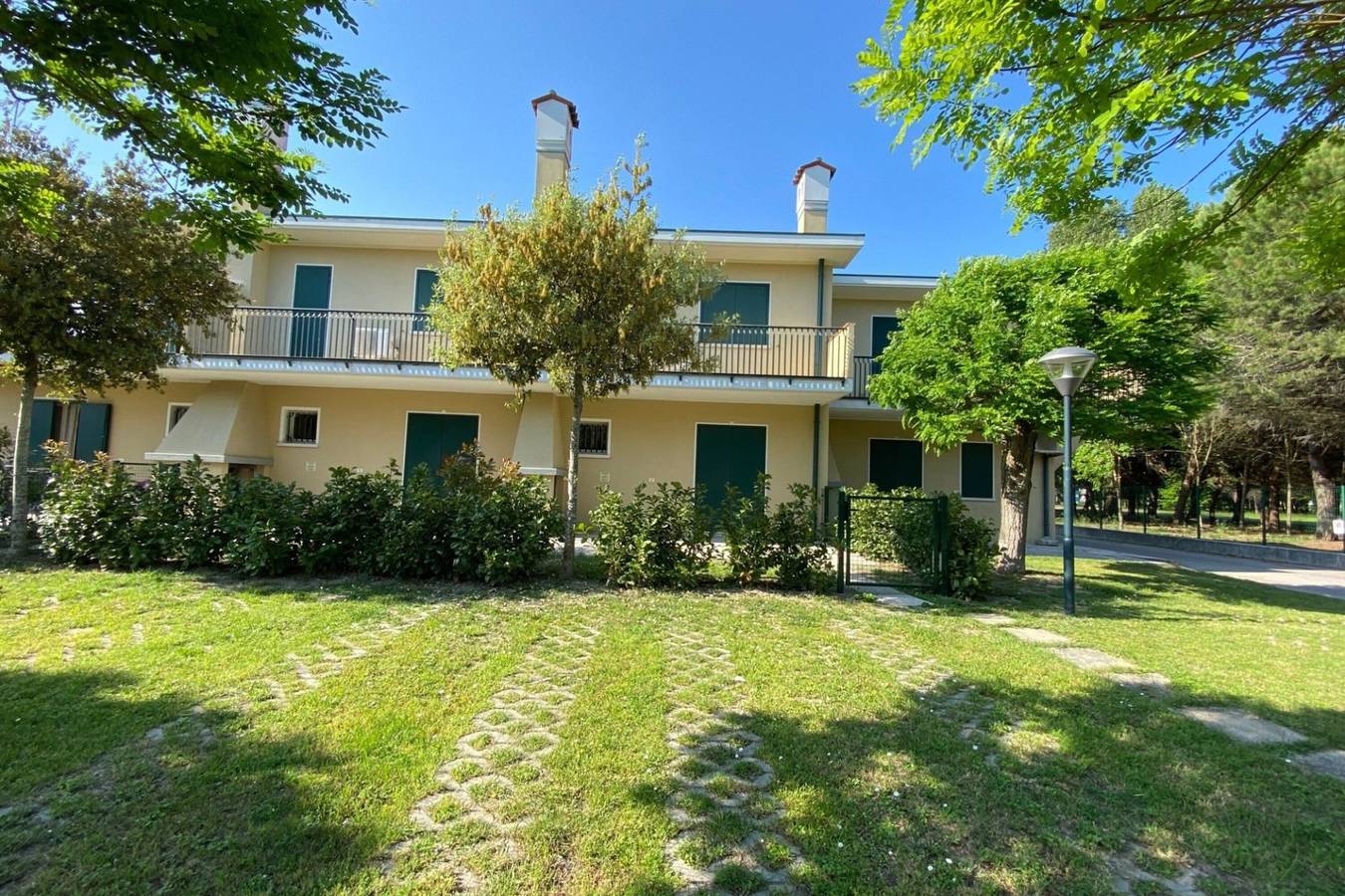 Ganze Wohnung, Charmante Villa mit Pool in Strandnähe in Bibione, San Michele al Tagliamento