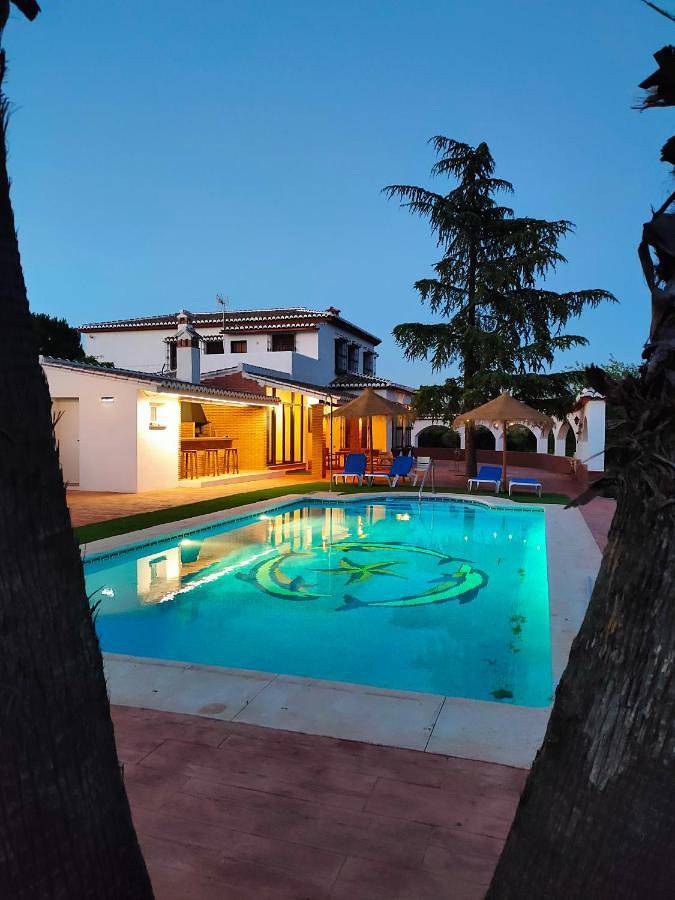 Villa für 18 Personen, mit Garten und Pool sowie Ausblick, mit Haustier - 1
