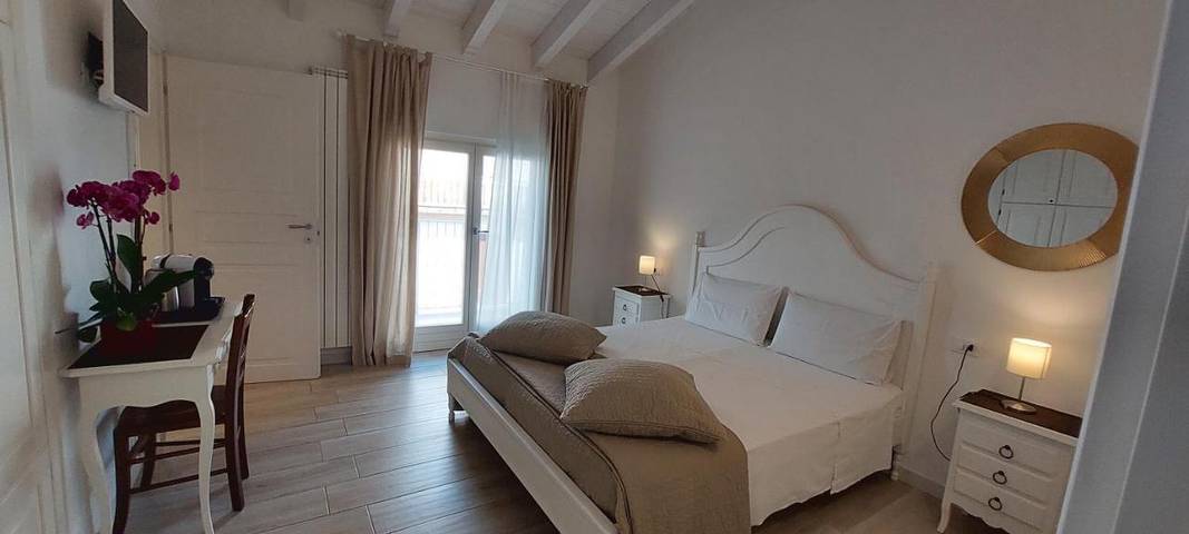 Chambre d’hôte pour 2 personnes, avec jardin et vue à Peschiera del Garda - 2