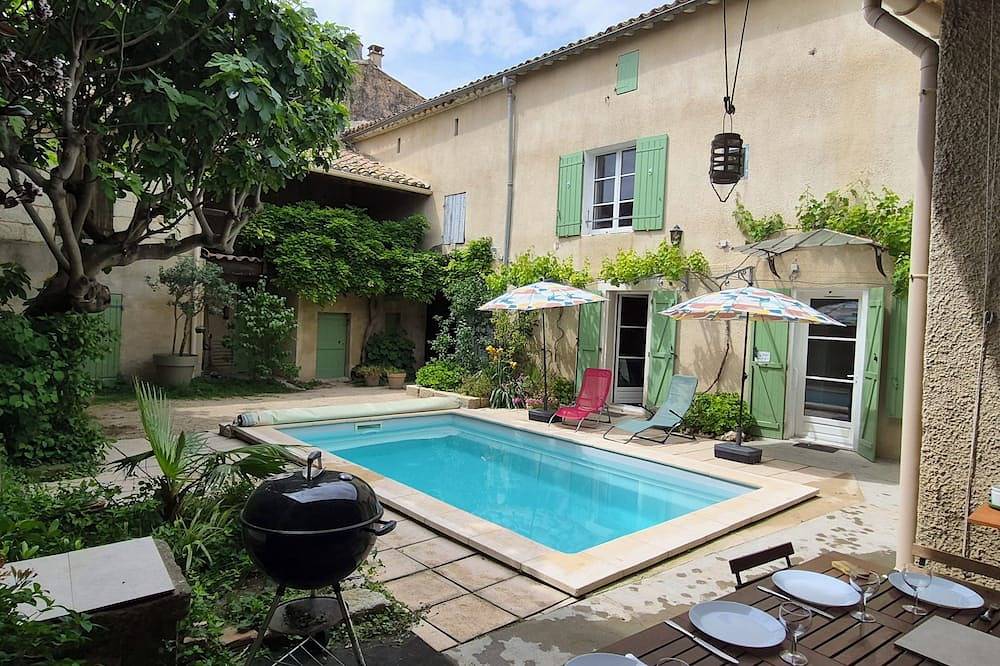 Maison de Village du Xvii Siècle en Petite Camargue Avec Piscine in Le Cailar, Mediterranean Coast (France)