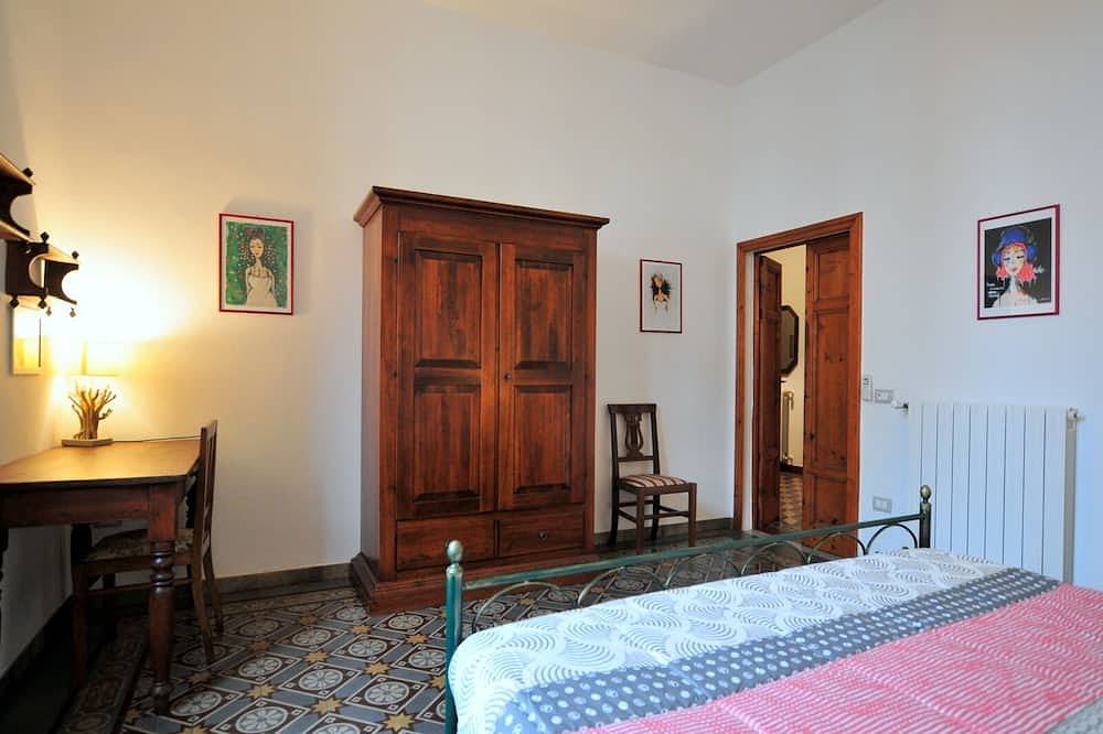 Villa Vera San Vincenzo - Haus mit Garten im Zentrum 200 Meter vom Meer entfernt in Spiaggia di Rimigliano (San Vincenzo), San Vincenzo