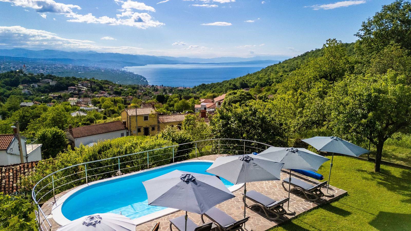 Villa Šimic by Villas Guide in Općina Matulji, Opatija Riviera