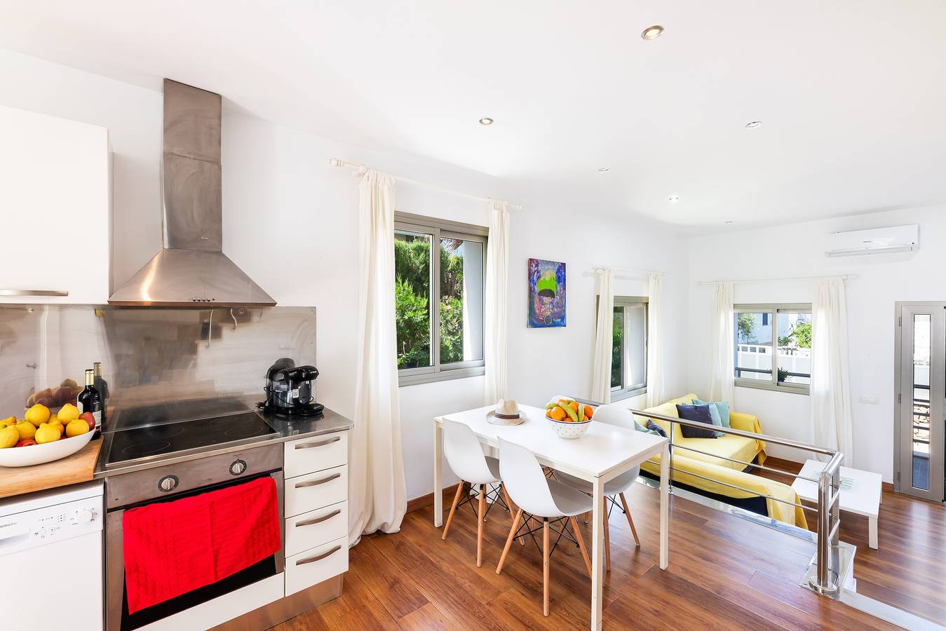 Charming Holiday Home Bahamas 2 with Wi-Fi, Pool, Balcony, Terraces & Garden in Playa Son Serra de Marina, Santa Margalida