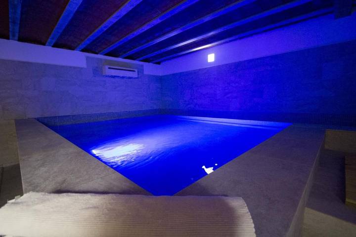 Casa rural para 9 personas, con Balcón y Terraza además de Jardín y Piscina en Pla del Panadés - 4