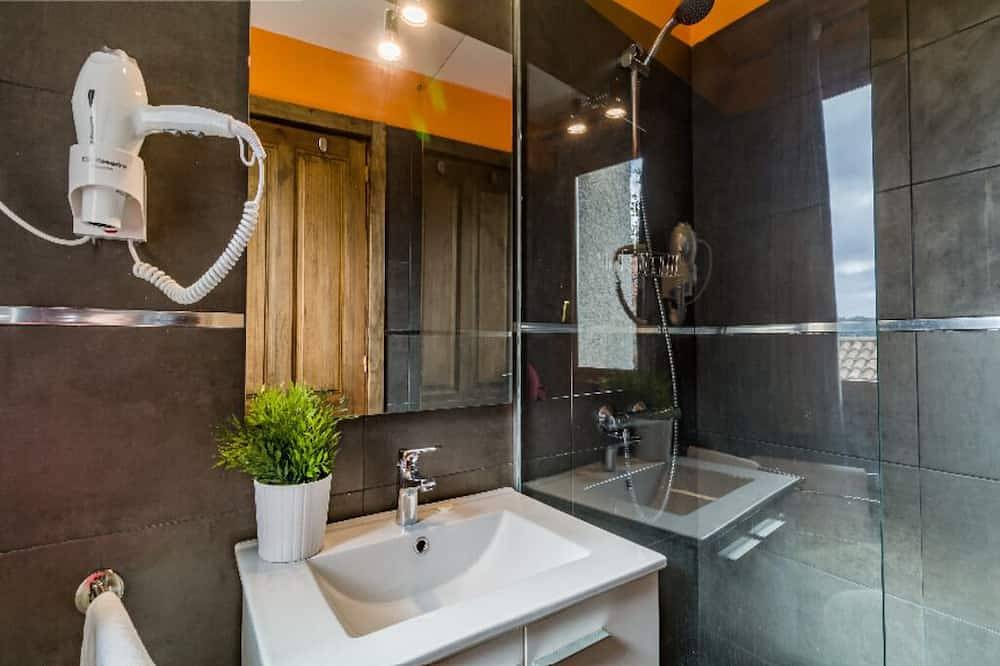 Entire apartment, Apartamento en Pleno Centro de Navacerrada in Navacerrada, Puerto de Navacerrada