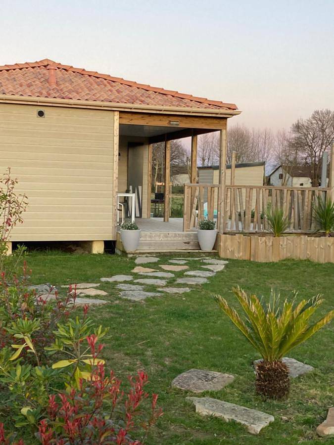 Gîte pour 7 personnes, avec vue et jardin ainsi que piscine et sauna à Saubrigues - 3