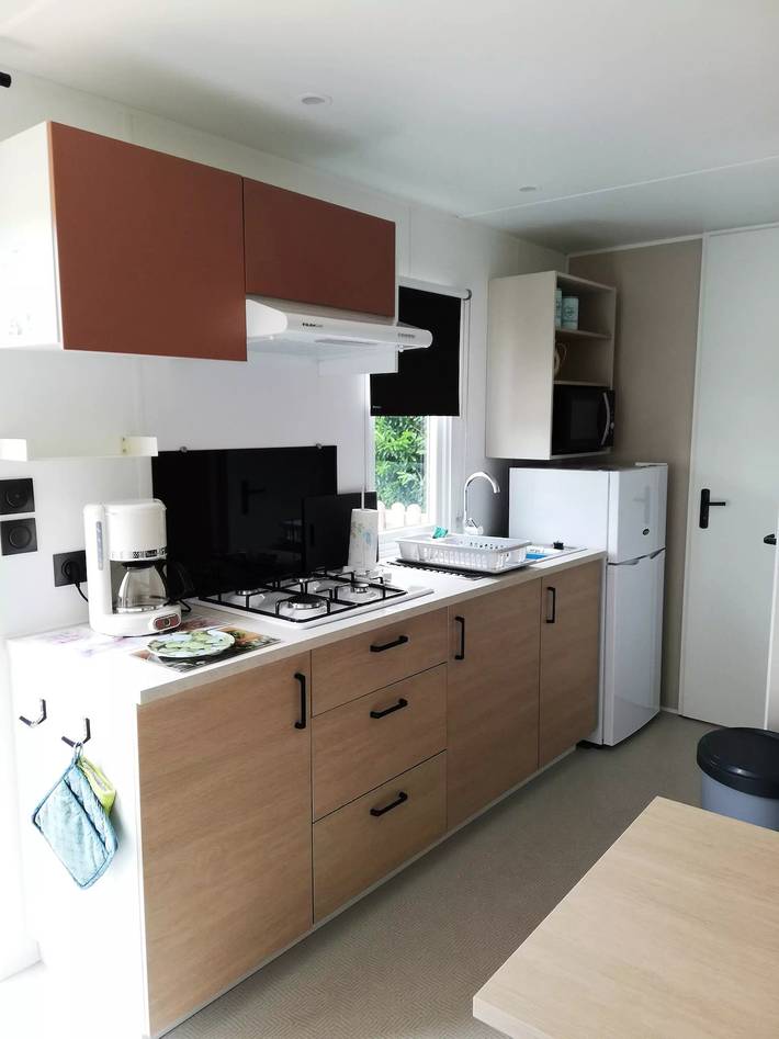 Camping pour 4 personnes, avec terrasse et piscine dans l' Eure - 2