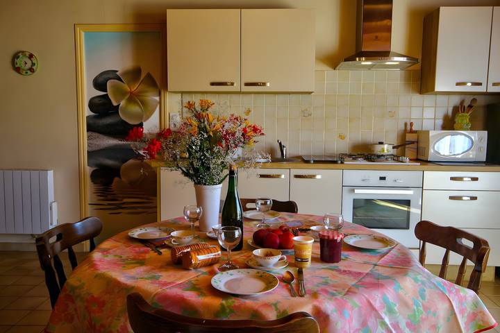Location de vacances pour 4 personnes, avec jardin dans Plage de Lestrevet - 2