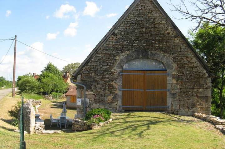 Cottage for 6 people, with yard, with pets - 1
