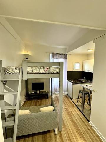 Gîte pour 2 personnes à Lésigny