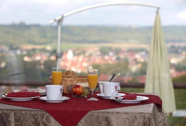Zelt für 2 Personen, mit Terrasse und Garten sowie Ausblick in Franken - 4