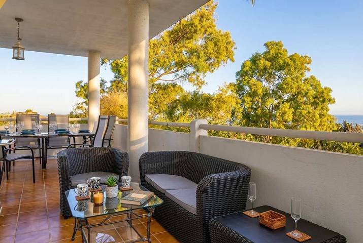 Entire apartment, Magnificent apt in Cabopino by Costarentals - M5 in Playa de Calahonda, Marbella