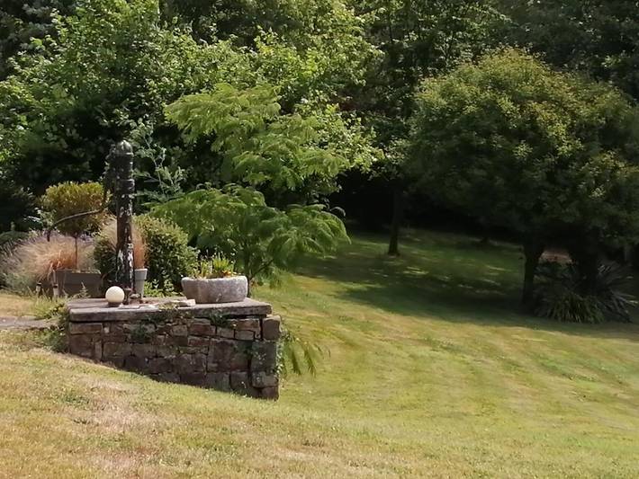 Chambre d’hôte pour 2 personnes, avec Jacuzzi et Terrasse ainsi que Jardin et Vue sur le lac dans la Manche - 3