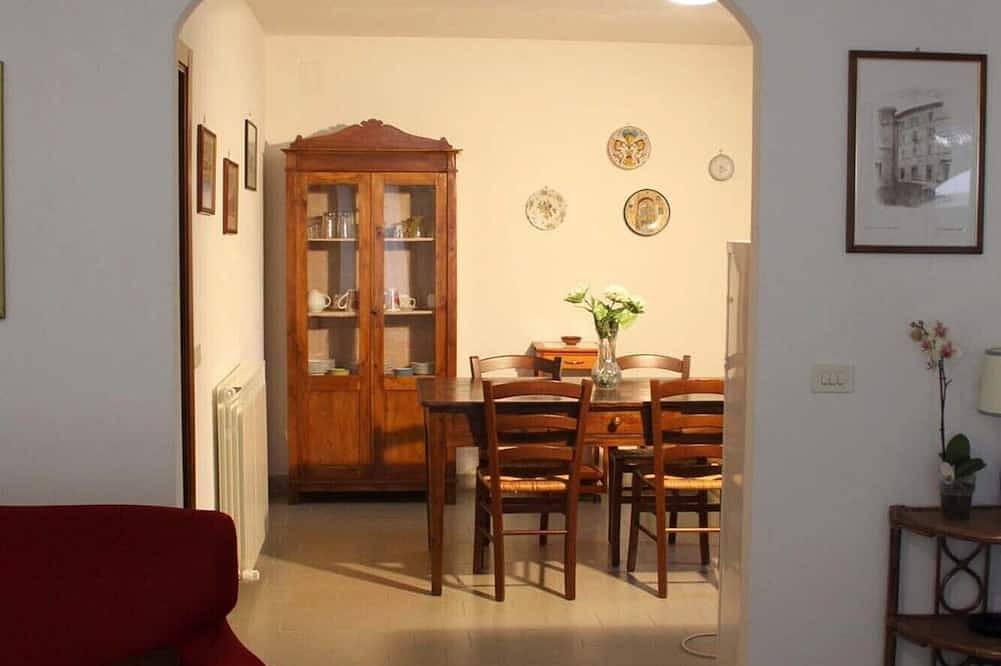 Hel lägenhet, Gite Montemirello, with garden and swimming pool in Murlo, Chianti