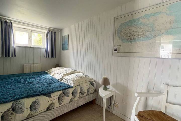 Beautiful family seaside villa 200m from the beach in Jullouville, Côte de la Déroute
