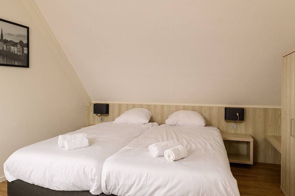 Detached house with kids facilities - 3 bedrooms / 2 bathrooms in Maastricht, Hoge Kempen