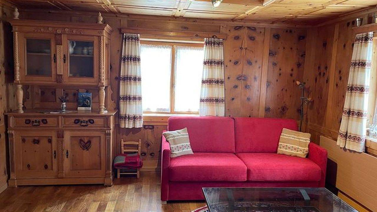 Entire holiday apartment, Ferienwohnung für 4 Personen (59 m²) in Rona in Surses, Engadin