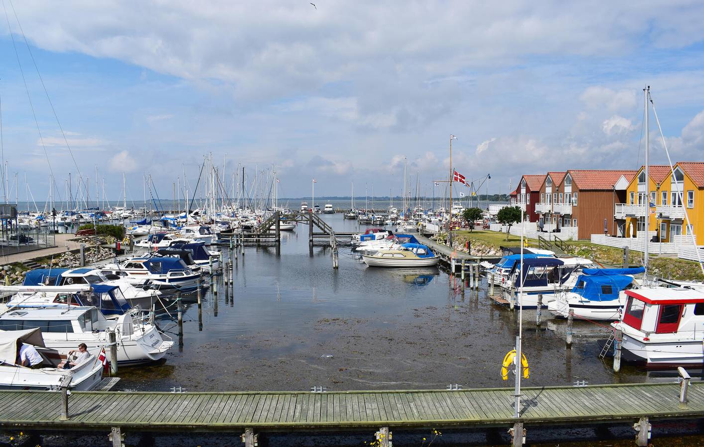 Hel ferielejlighed, Ferielejlighed for 4 personer med terrasse in Rudkøbing, Langeland