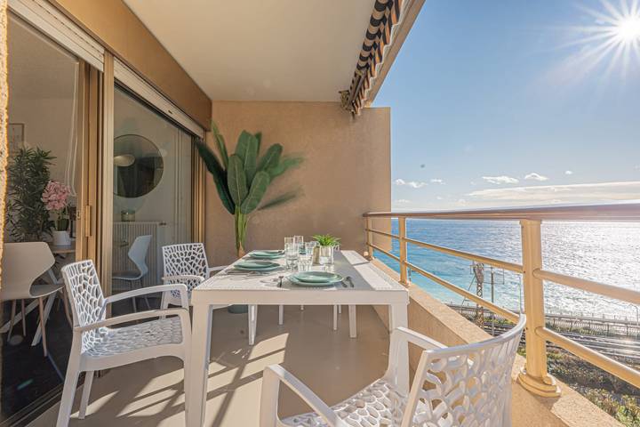 Gîte pour 4 personnes, avec balcon, adapté aux familles dans Theatre De La Licorne - 2