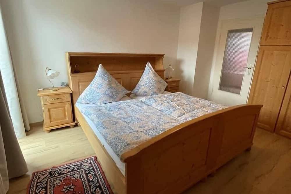 Ganze Wohnung, Ferienwohnung (95qm) mit Terrasse in Fürstenstein, Ostbayern