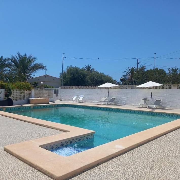 Chalet para 4 personas, con piscina además de jardín y vistas en l'Alacantí - 3