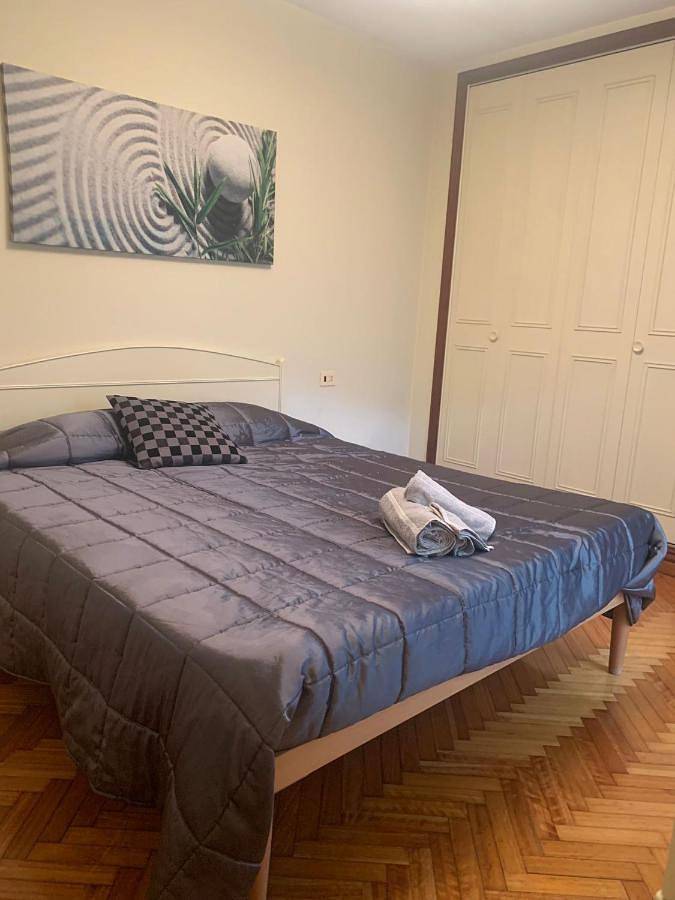 Apartamento para 5 personas, con vistas y balcón en Ames