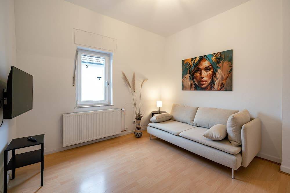 Entire apartment, Comfortable upper floor flat in Bielefeld, North Rhine-Westphalia