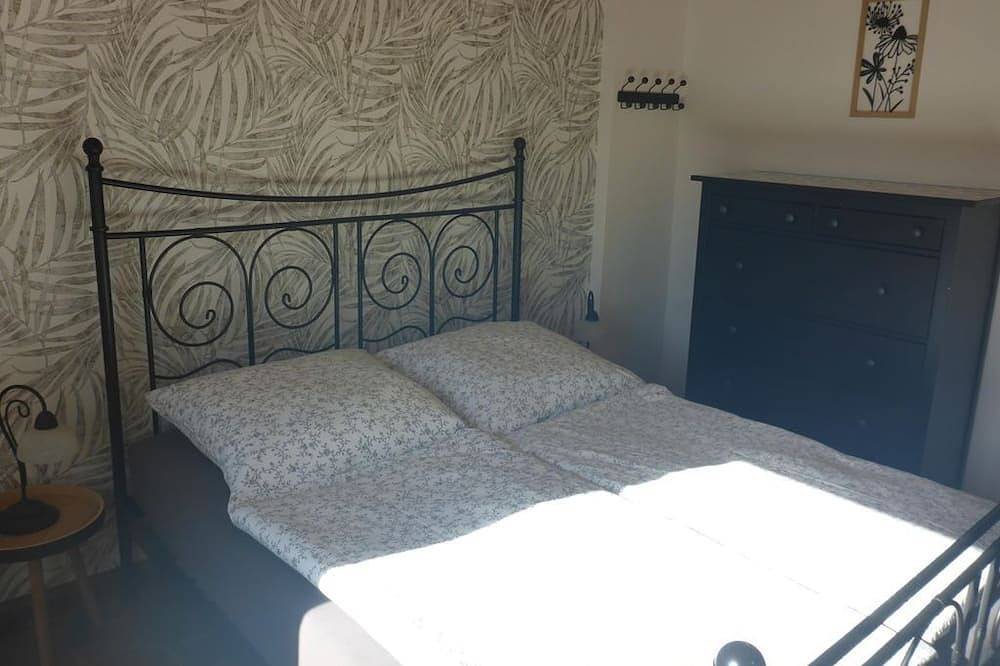 Ganze Wohnung, Bett-Wohnung \"Sonnenblume\" - Ferienwohnungen Wengenroth in Westerburg, Westerburg & Umgebung