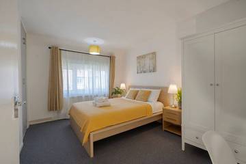 Glamping for 8 People in Birmingham, Birmingham Area, Photo 1