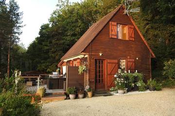 Gîte pour 4 personnes, avec piscine et jardin à Saint-Pompont