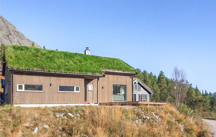 Feriehus for 10 personer, med Terrasse og Hage i Aust-Agder