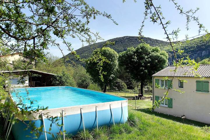 Appartement de vacances pour 4 personnes, avec piscine et jardin - 1