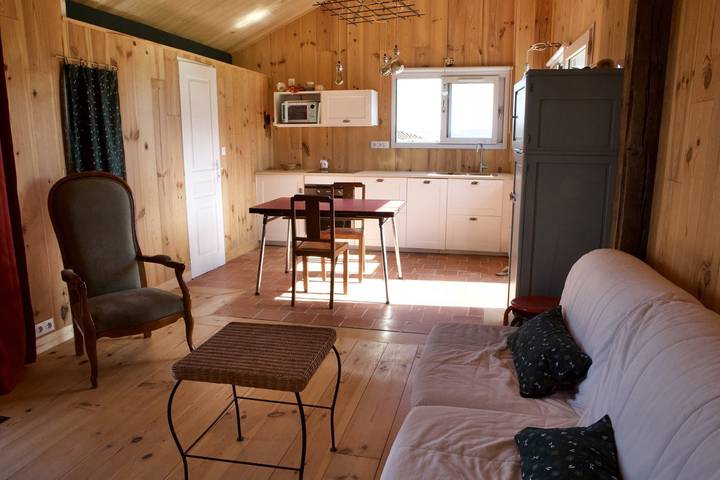 Gîte pour 2 personnes, avec jardin à Masseube