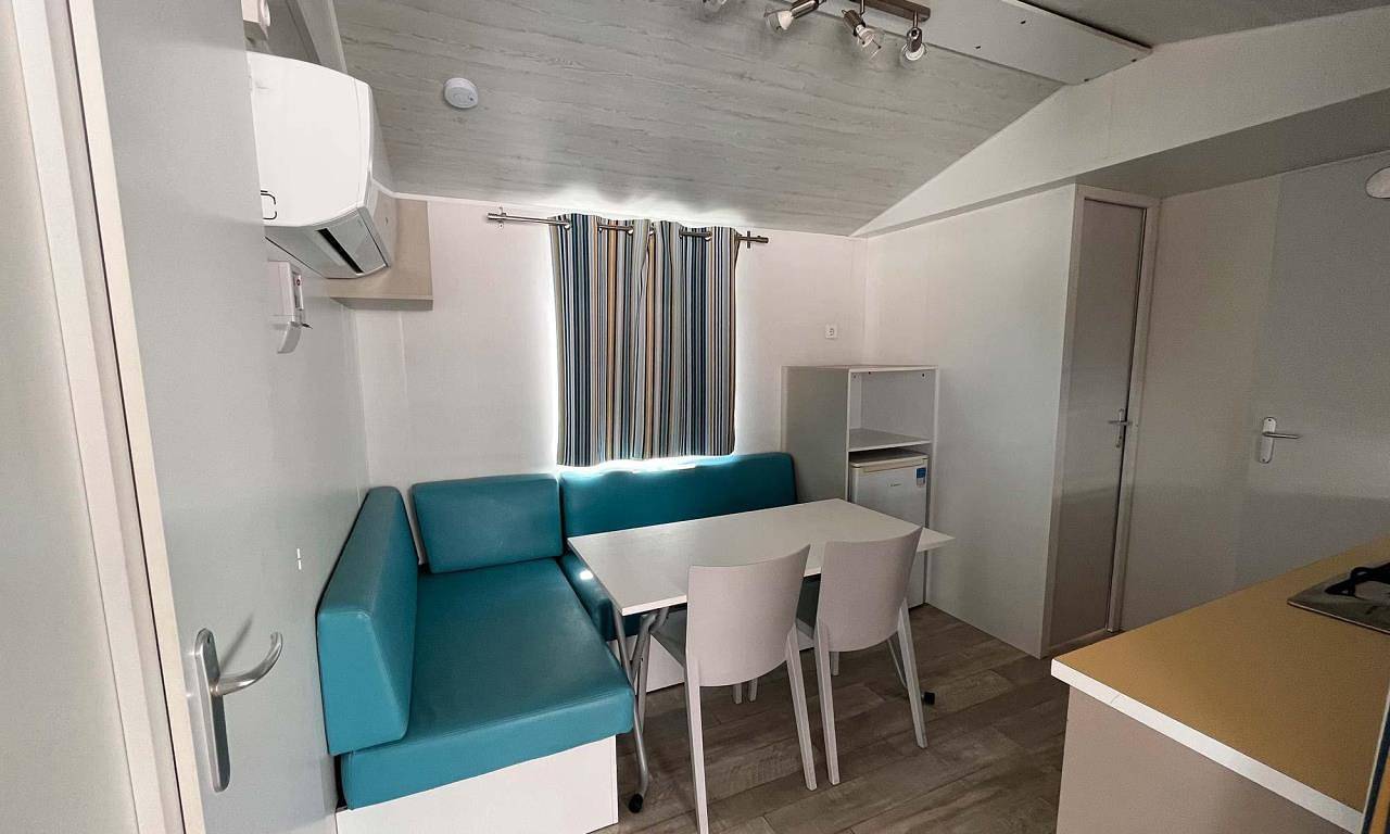 Casa vacanza per 4 persone con piscina in San Felice del Benaco, Prealpi Gardesane
