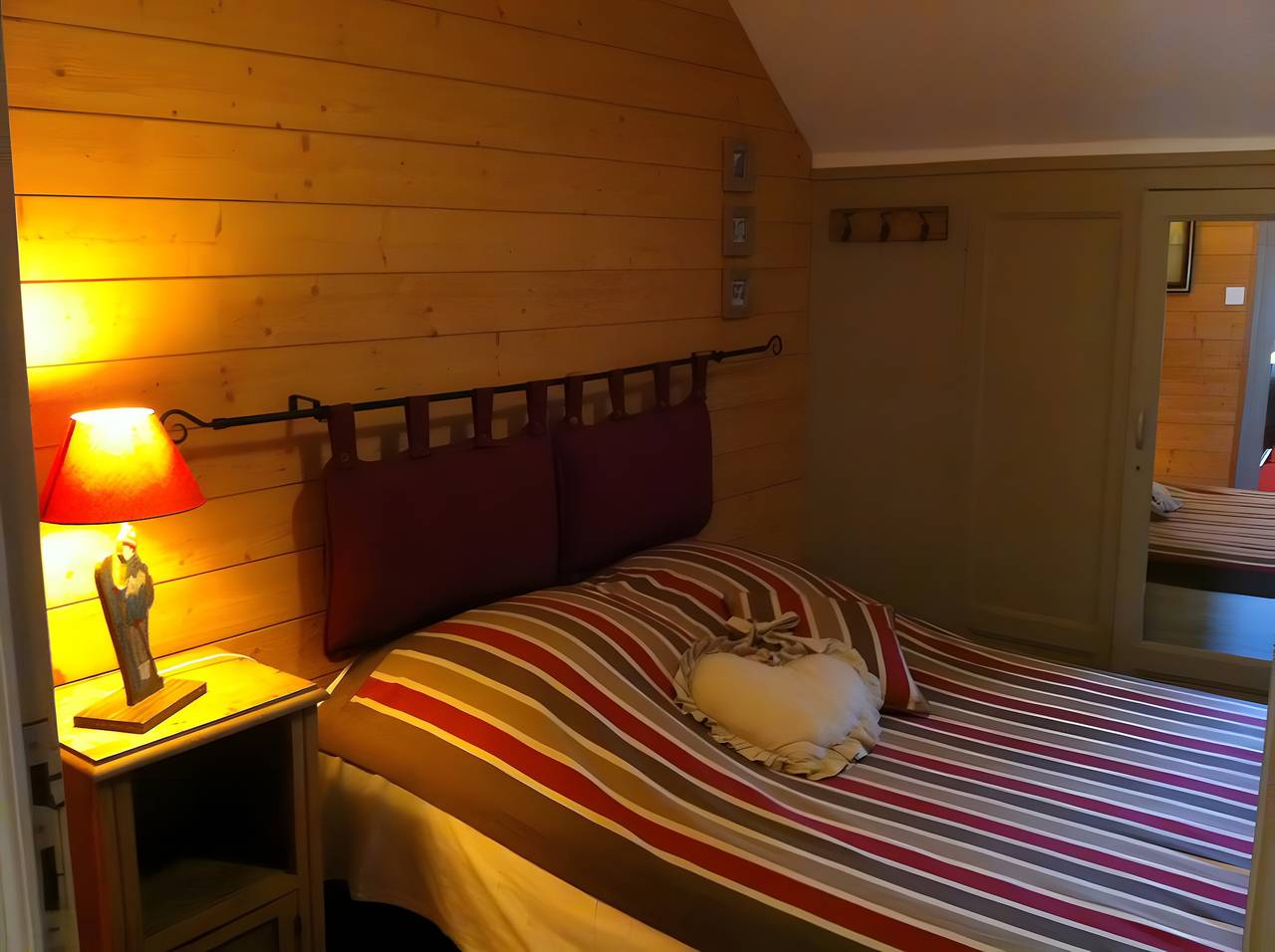 Großes Ferienhaus für 15 Personen in den Bergen – „Le Relais des Montagnes“ in Murol, Regionaler Naturpark Volcans d'Auvergne