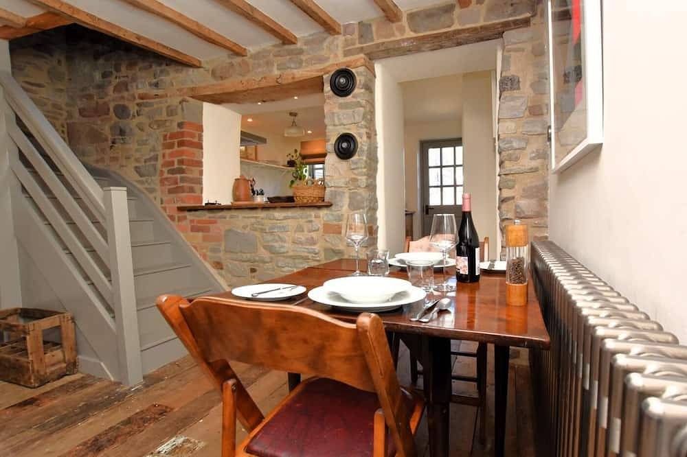2 Bed in Hereford in Hay-on-Wye, Brecon Beacons