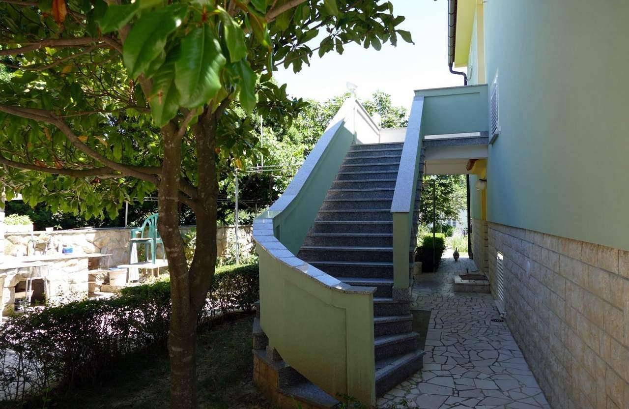 Ganze Wohnung, 1-Zimmer-Ferienwohnung mit Balkon Palit, Rab A-22562-a in Palit, Rab