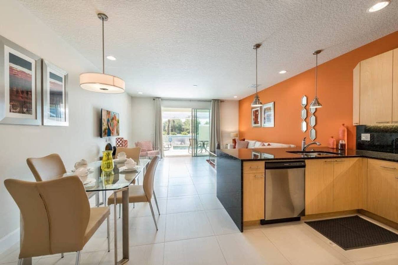 Spacious, Comfortable, Perfect Vacation in Four Corners, Lake County