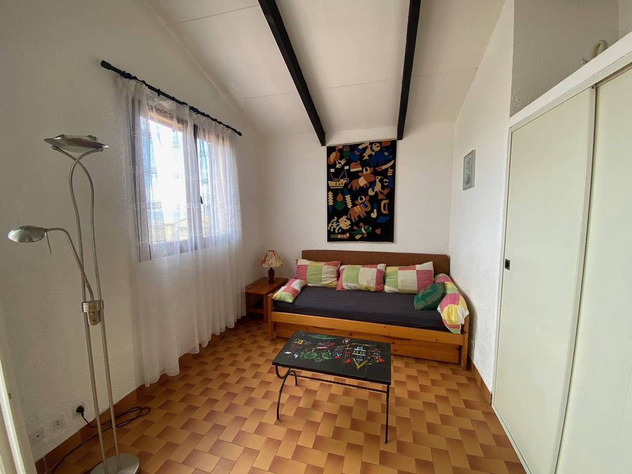 Beachfront Villa with Terrace, Parking, and 4 Single Beds - Sleeps 4 in Port Leucate, Leucate