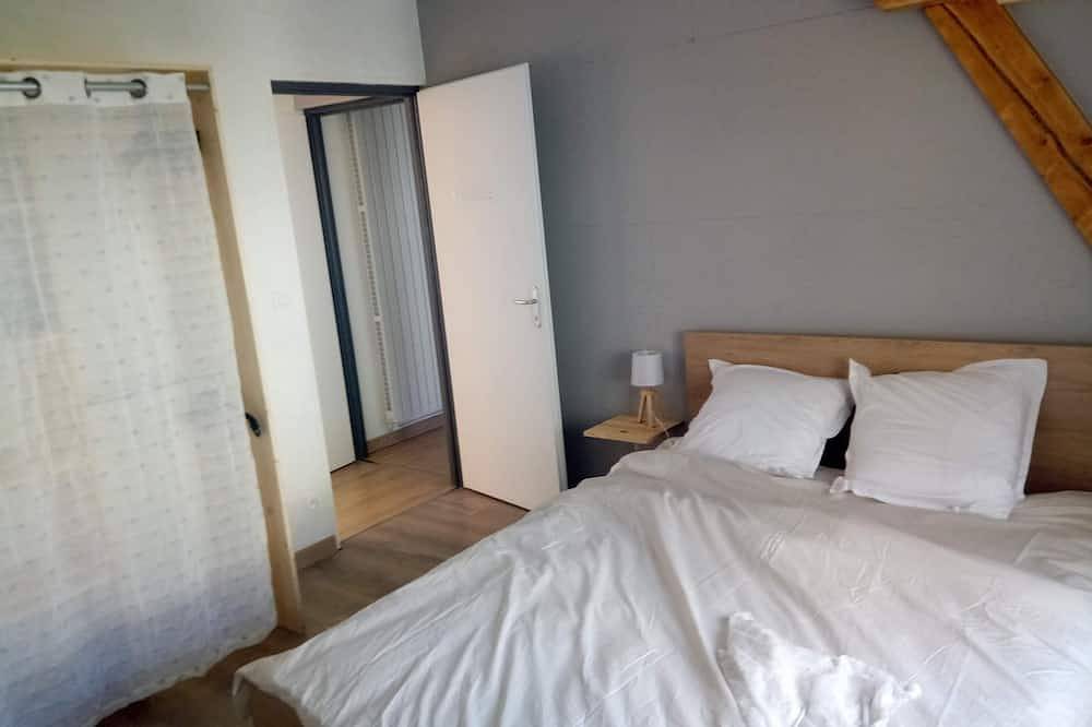 Appartement entier, Sainte Julitte 6 personnes in La Rixouse, Parc naturel régional du Haut-Jura