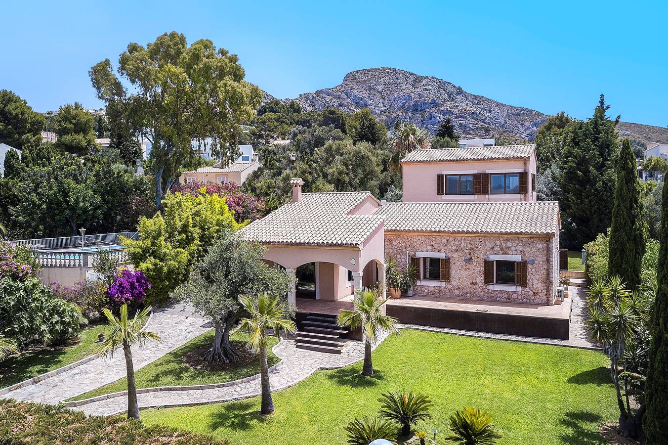 Villa Elvissa by Balearic Villas in Cielo de Bonaire, Alcúdia